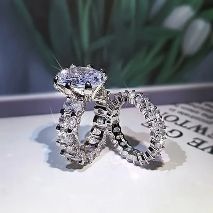 Oval Sparkle Wedding Ring Set